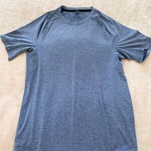 Men's Lululemon Heather Blue Drysense Shirt, Small